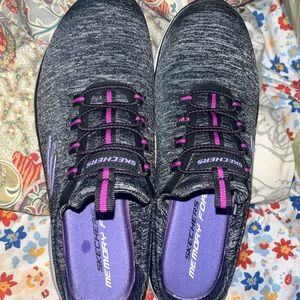 SKECHERS BACKLESS MEMORY FOAM SHOES